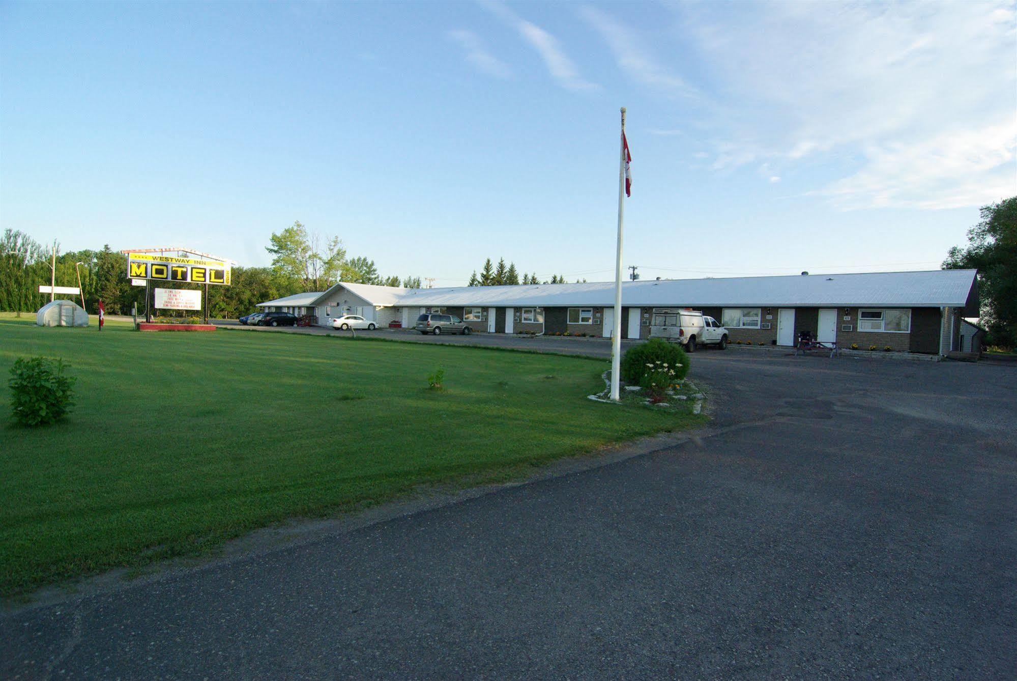 Westway Inn Motel Neepawa Екстериор снимка