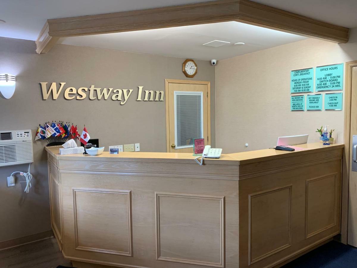 Westway Inn Motel Neepawa Екстериор снимка